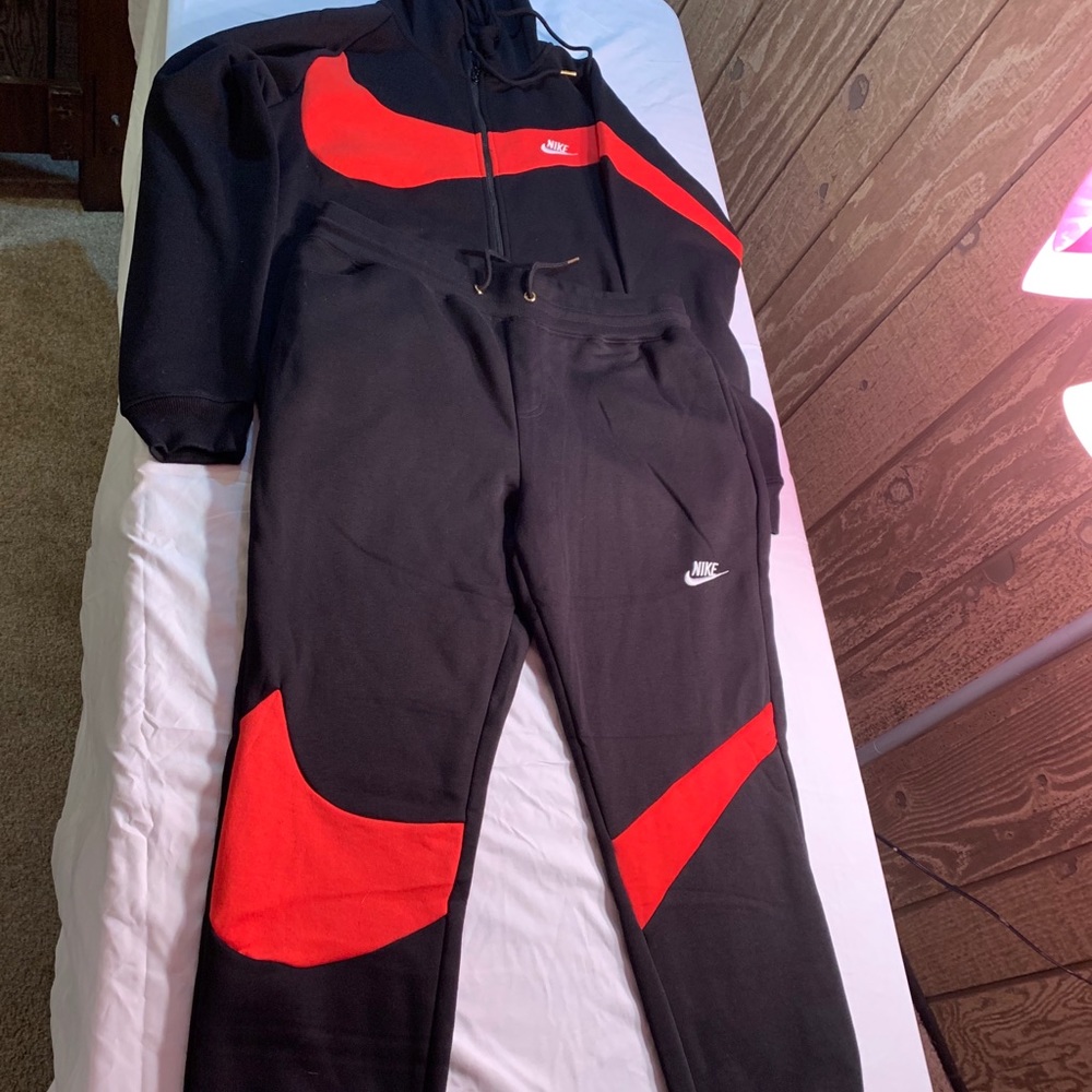 Nike Jogger Sweat Suit